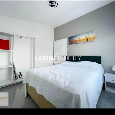 بيت للعطل Mini House *